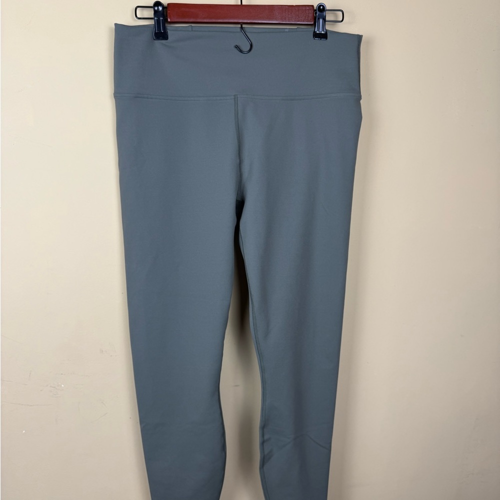 NWT Fabletics Kessler High-Waisted Strappy Leggings size XL